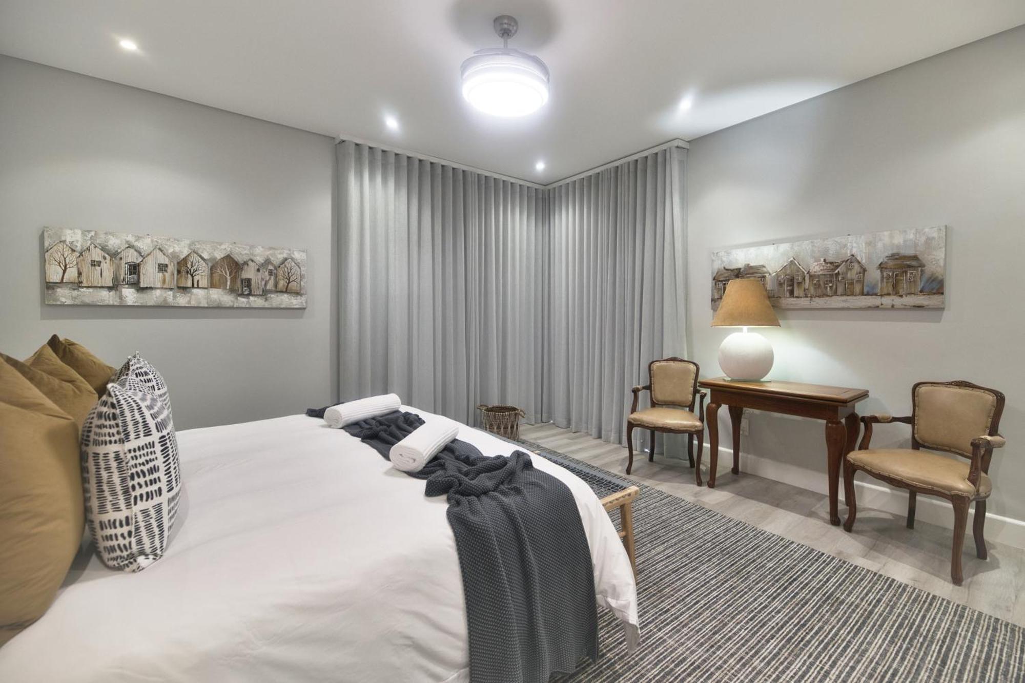 Hotel Cliff Haven à Struisbaai Chambre photo